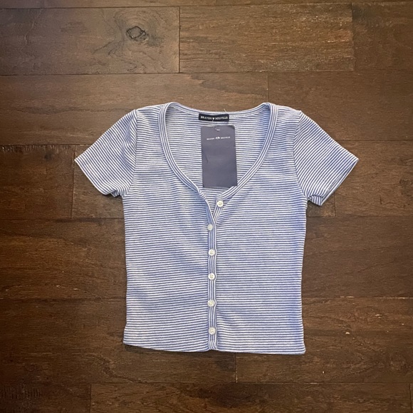 Brandy Melville Tops - Blue and white stripped button up zelly top